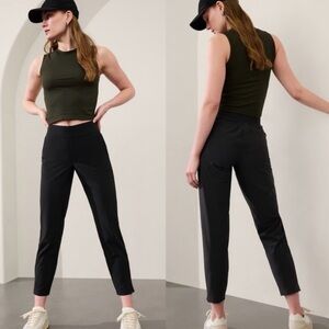 Athleta Brooklyn Mid-Rise Ankle Pant in Black - Women’s Size 2 *EUC
